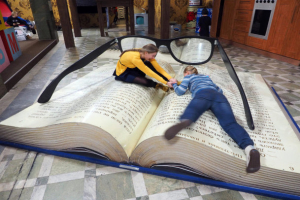 Сколько весит самая тяжелая книга?